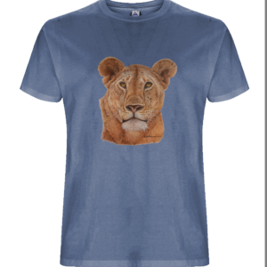 Men’s/Unisex T-shirt with Lioness Artwork